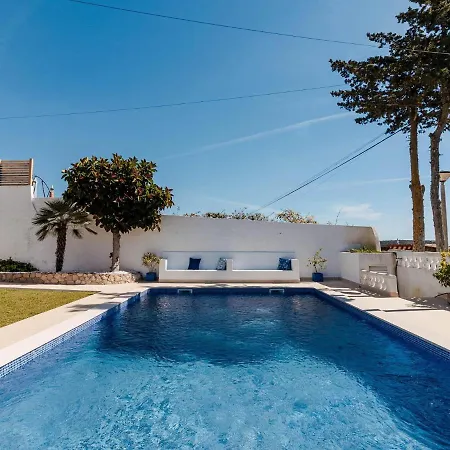 Fantastic Four-bedroom With Private Pool 4* Luz