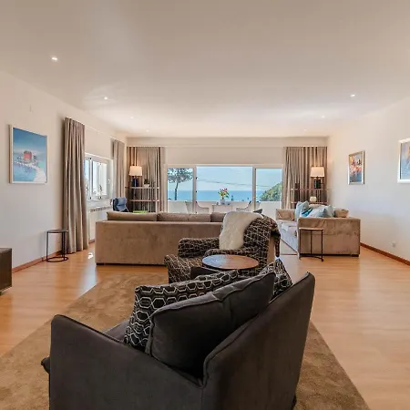 Fantastic Four-bedroom With Private Pool Luz