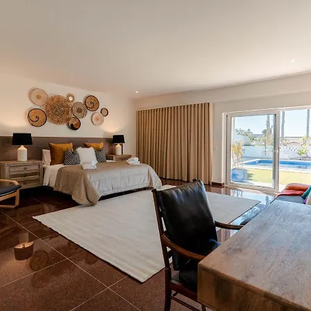 Fantastic Four-bedroom With Private Pool 4*