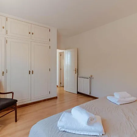Fantastic Four-bedroom With Private Pool Luz